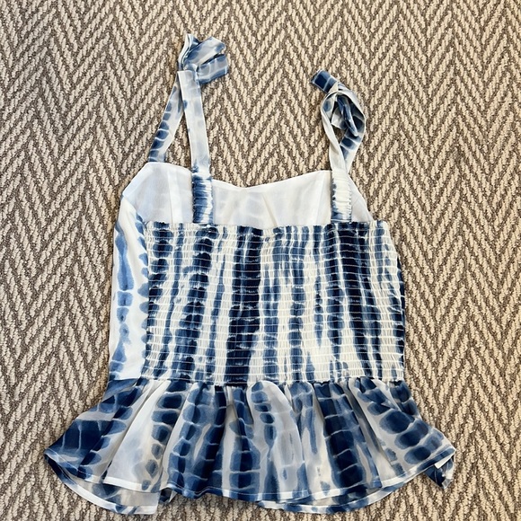 Blue and white tie dye tank size S - Picture 4 of 4